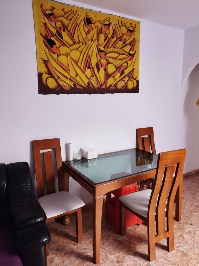 Habitacion Tranquila Y Familiar Madrid Buitenkant foto